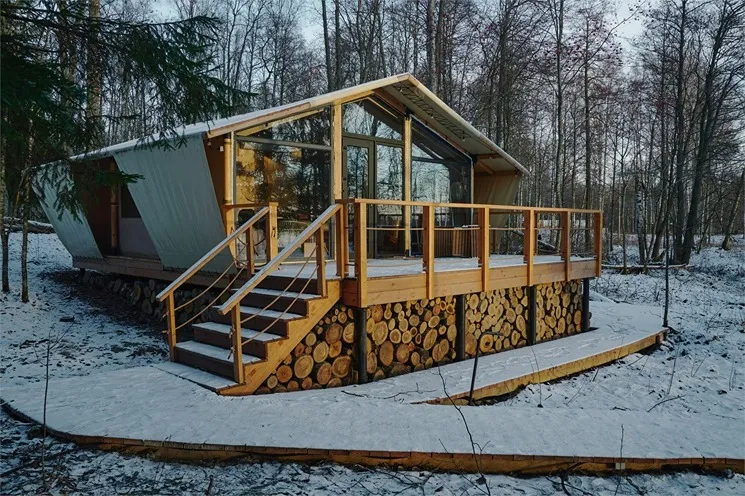 Лодж лесной 2-местный с террасой и огромными панорамными окнами — фото 1