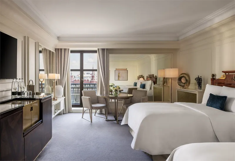 2-х местный с видом на башни Кремля с двумя кроватями Double и доступом в The Carlton Club — фото 1
