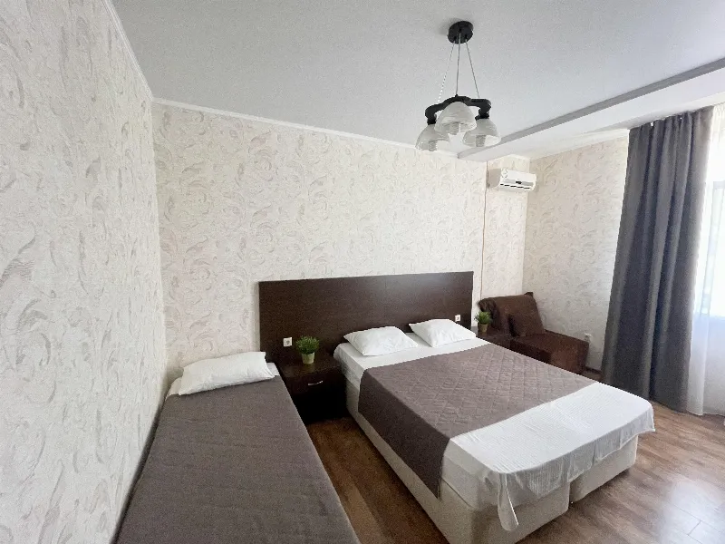3-х местный номер "С удобствами" без балкона — фото 1
