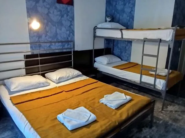 4 местный 5 этаж без лифта — фото 1
